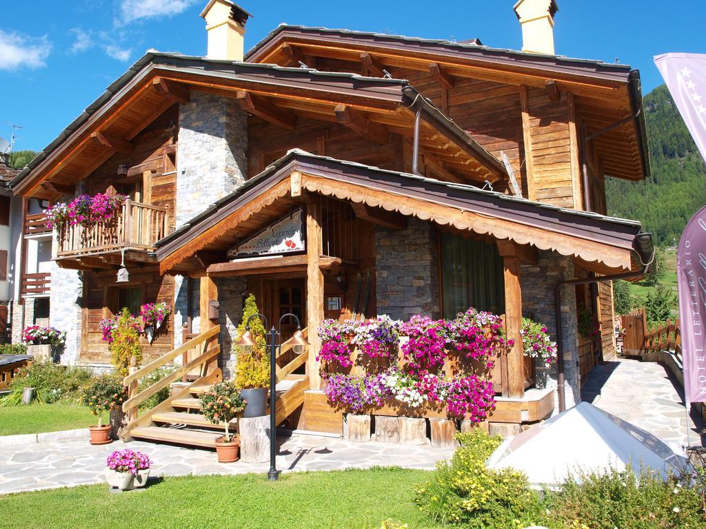 Hotel Letterario Locanda Collomb La Thuile Eksteriør bilde