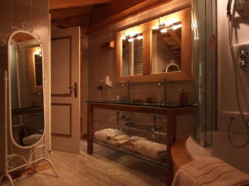 Hotel Letterario Locanda Collomb La Thuile Eksteriør bilde