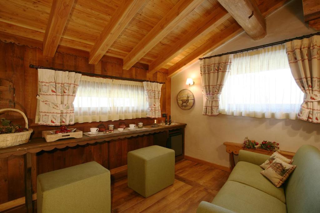 Hotel Letterario Locanda Collomb La Thuile Rom bilde