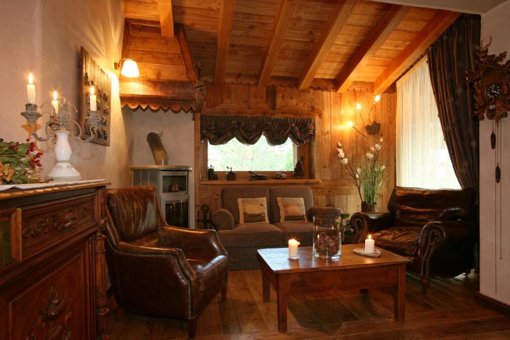 Hotel Letterario Locanda Collomb La Thuile Eksteriør bilde
