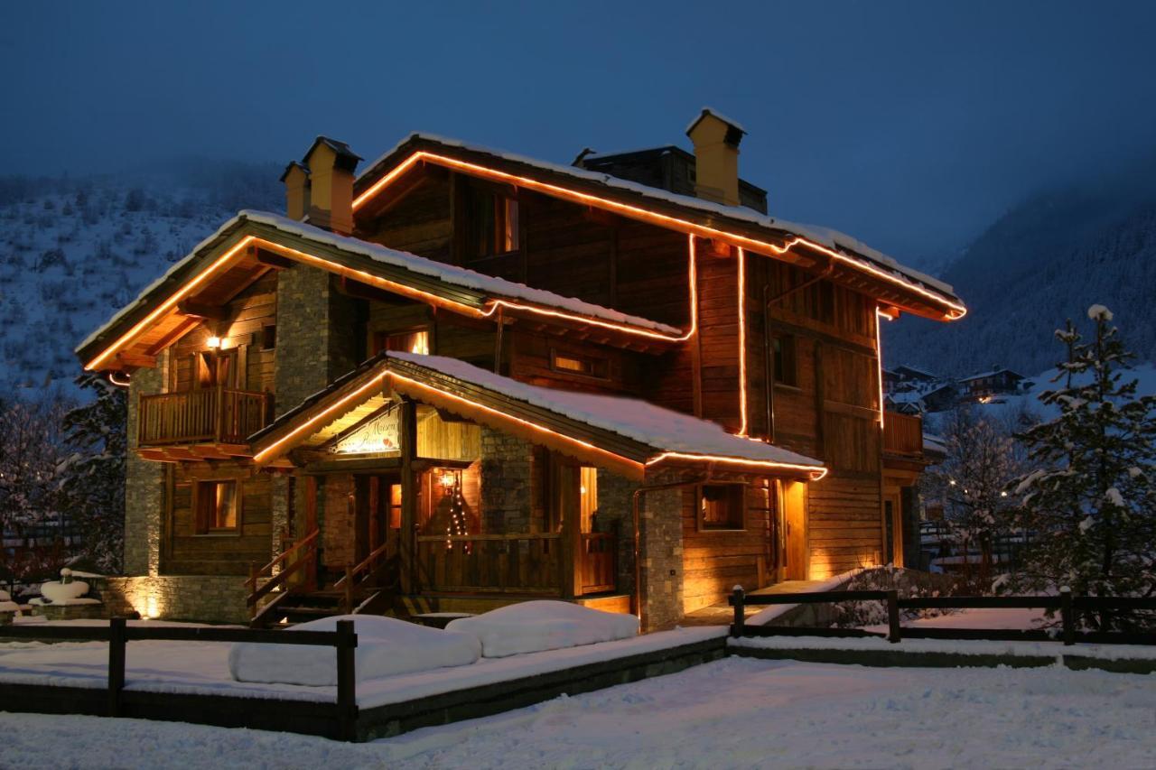 Hotel Letterario Locanda Collomb La Thuile Eksteriør bilde